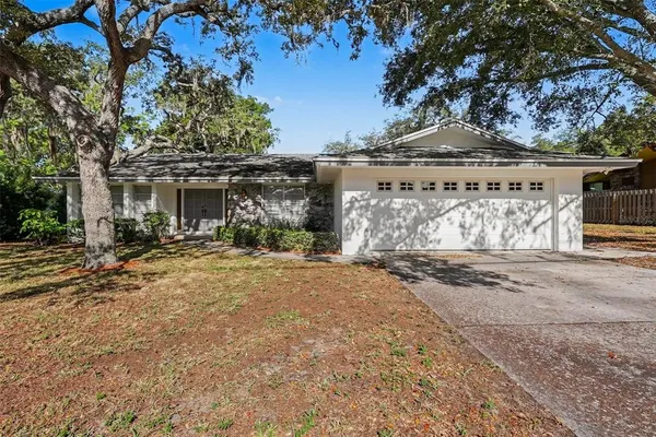 $555,000 | 209 15th Street, Palm Harbor, FL 34683
