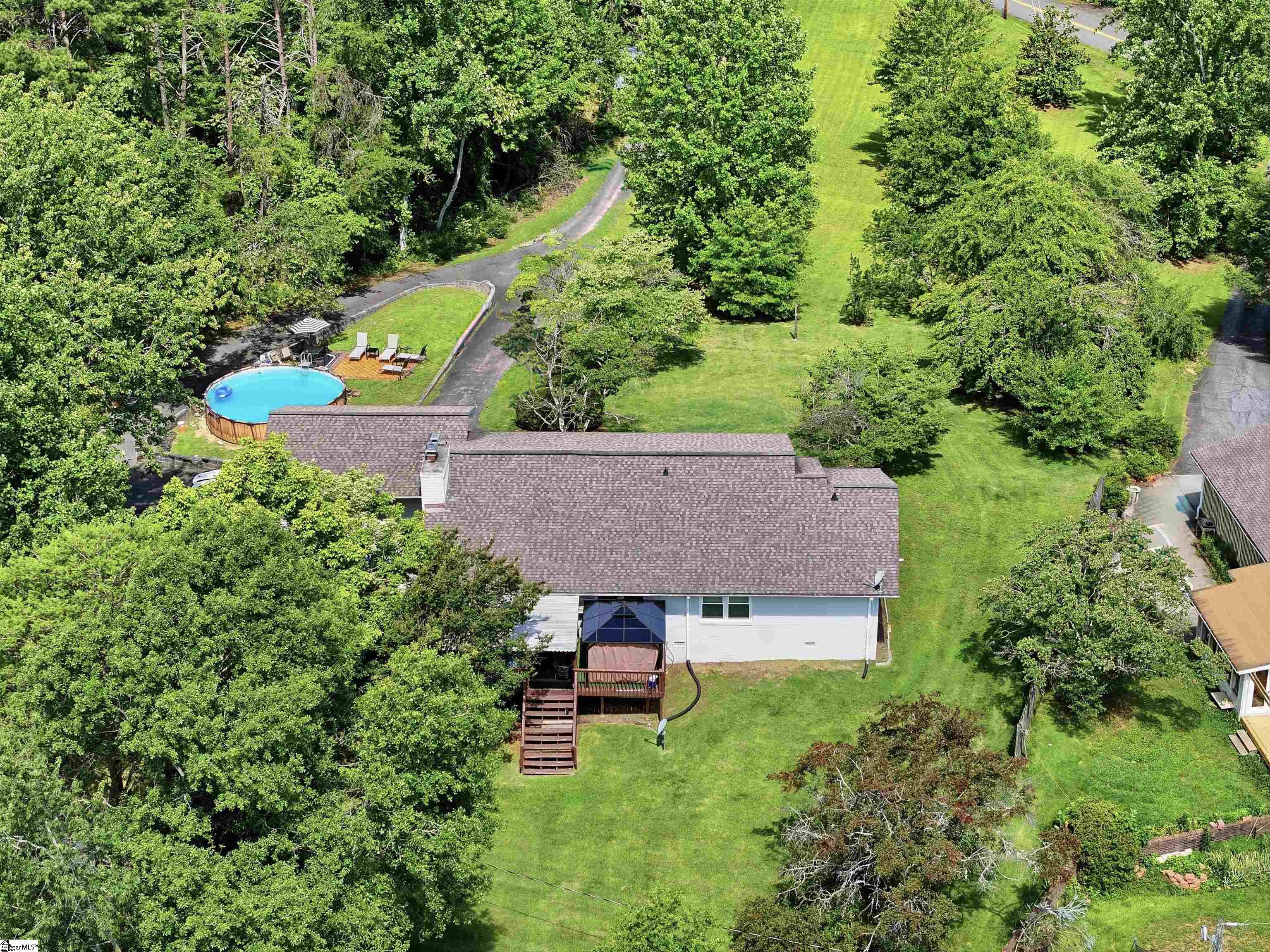 196 Raines Road Easley, SC 29640 - Photo 17 of 41