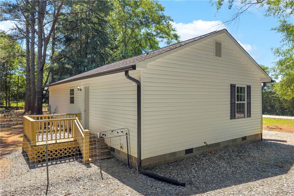 640 Gumlog Road Martin, GA 30557 - Photo 4 of 39