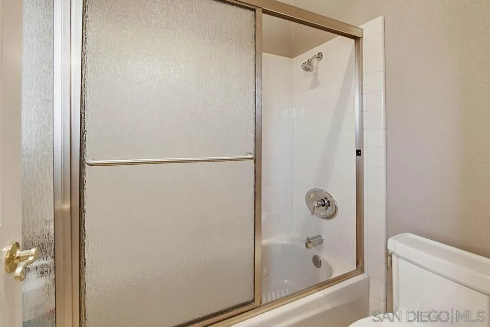 2071 Winamar Place Escondido, CA 92029 - Photo 27 of 43