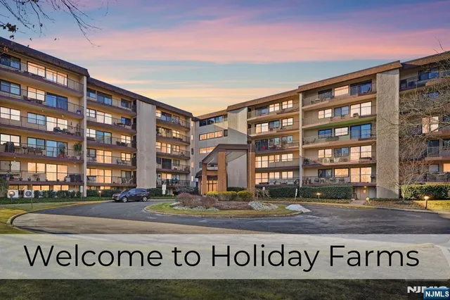 $350,000 | 521 Piermont Avenue South, Unit 502, River Vale, NJ 07675