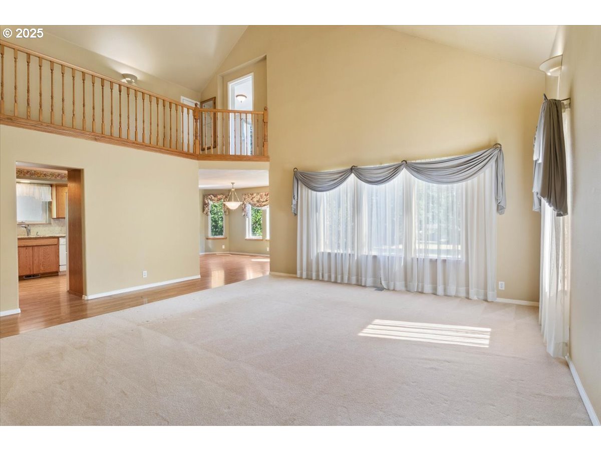 41715 Miles Lane Lebanon, OR 97355 - Photo 15 of 48