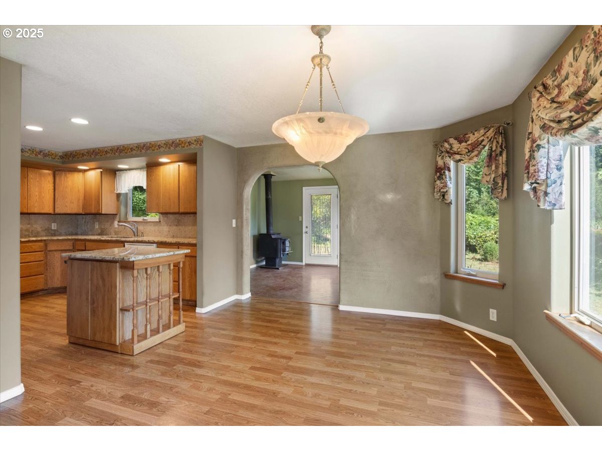 41715 Miles Lane Lebanon, OR 97355 - Photo 19 of 48