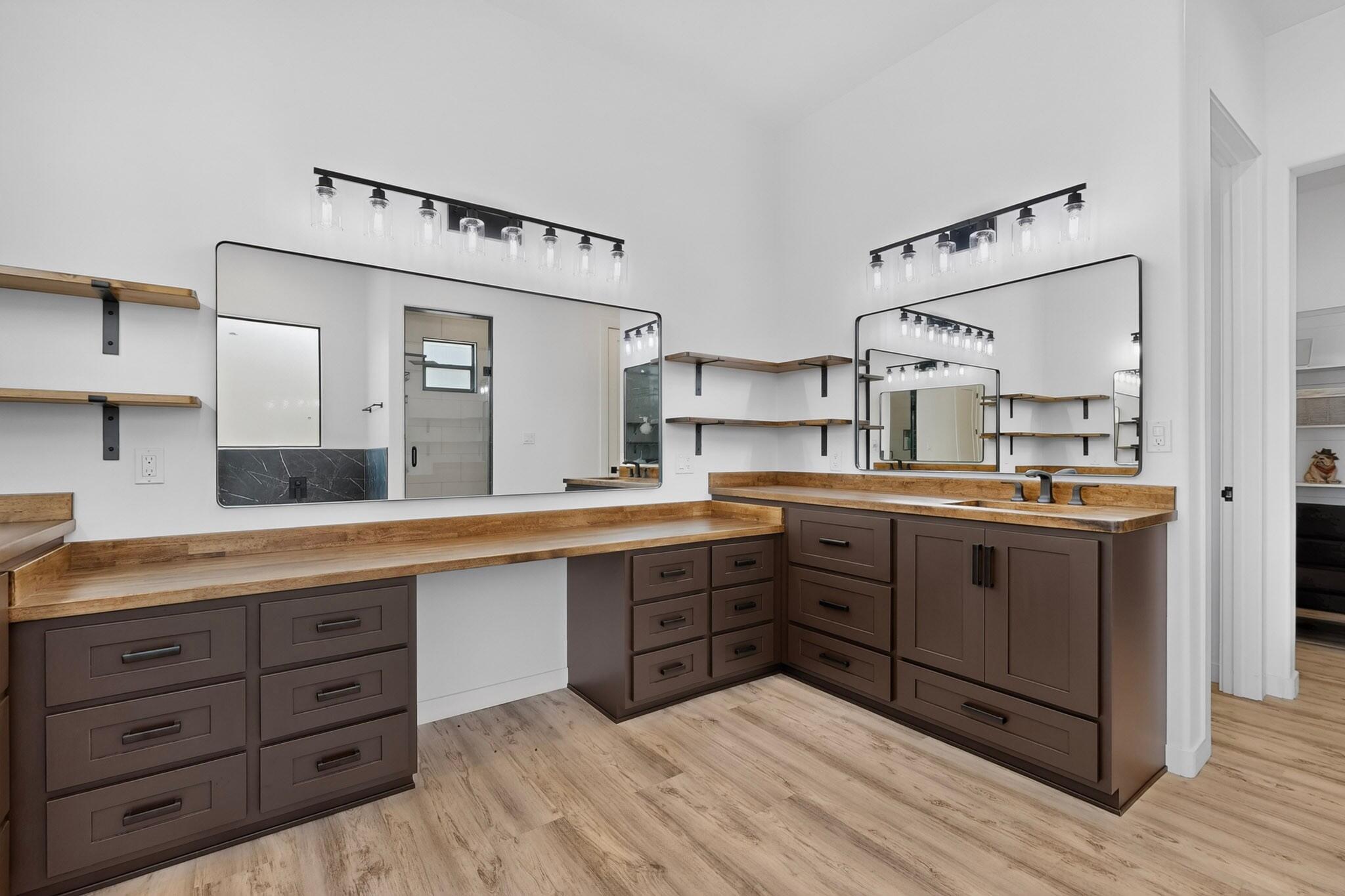 1367 Rivas Road Los Lunas, NM 87031 - Photo 27 of 65 Gallery Image 27