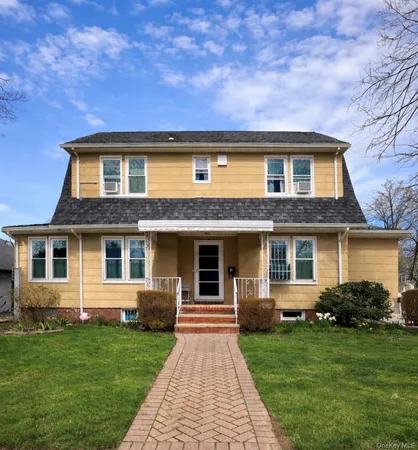 $799,999 | 92-74 218th Street | Queens Village