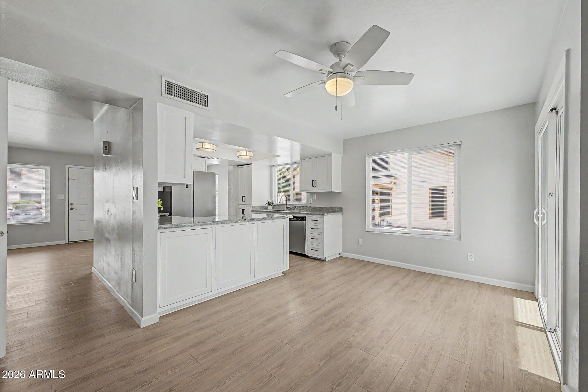 2455 East Broadway Road, Unit 78 Mesa, AZ 85204 - Photo 3 of 41 Kitchen + Breakfast Nook