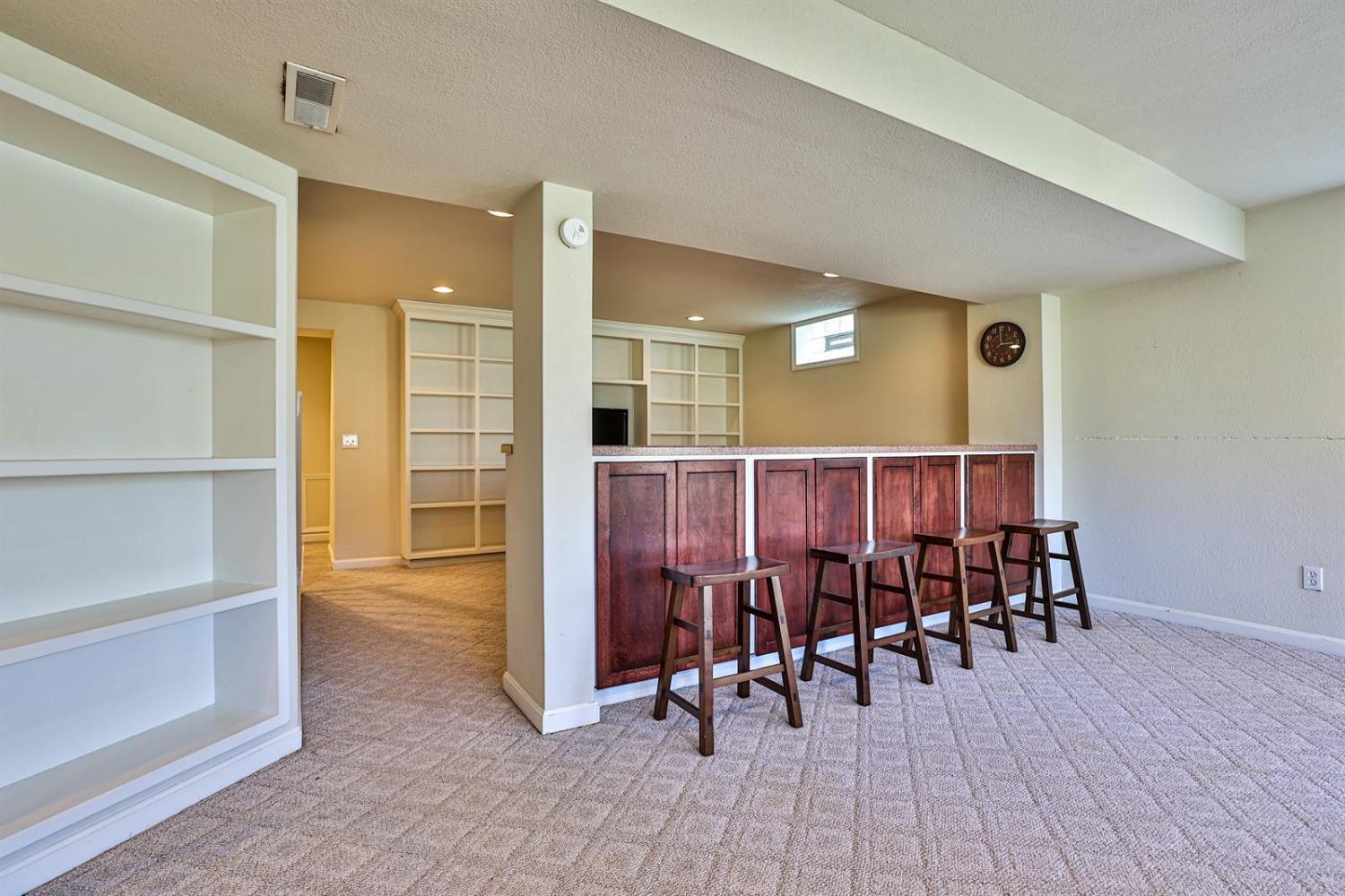 350 Compton Road Cincinnati, OH 45215 - Photo 20 of 43