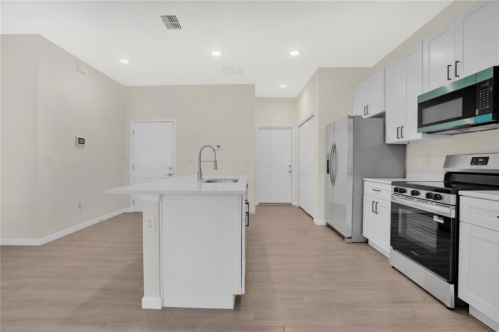 8707 Southwest 131st Place Ocala, FL 34473 - Photo 9 of 26