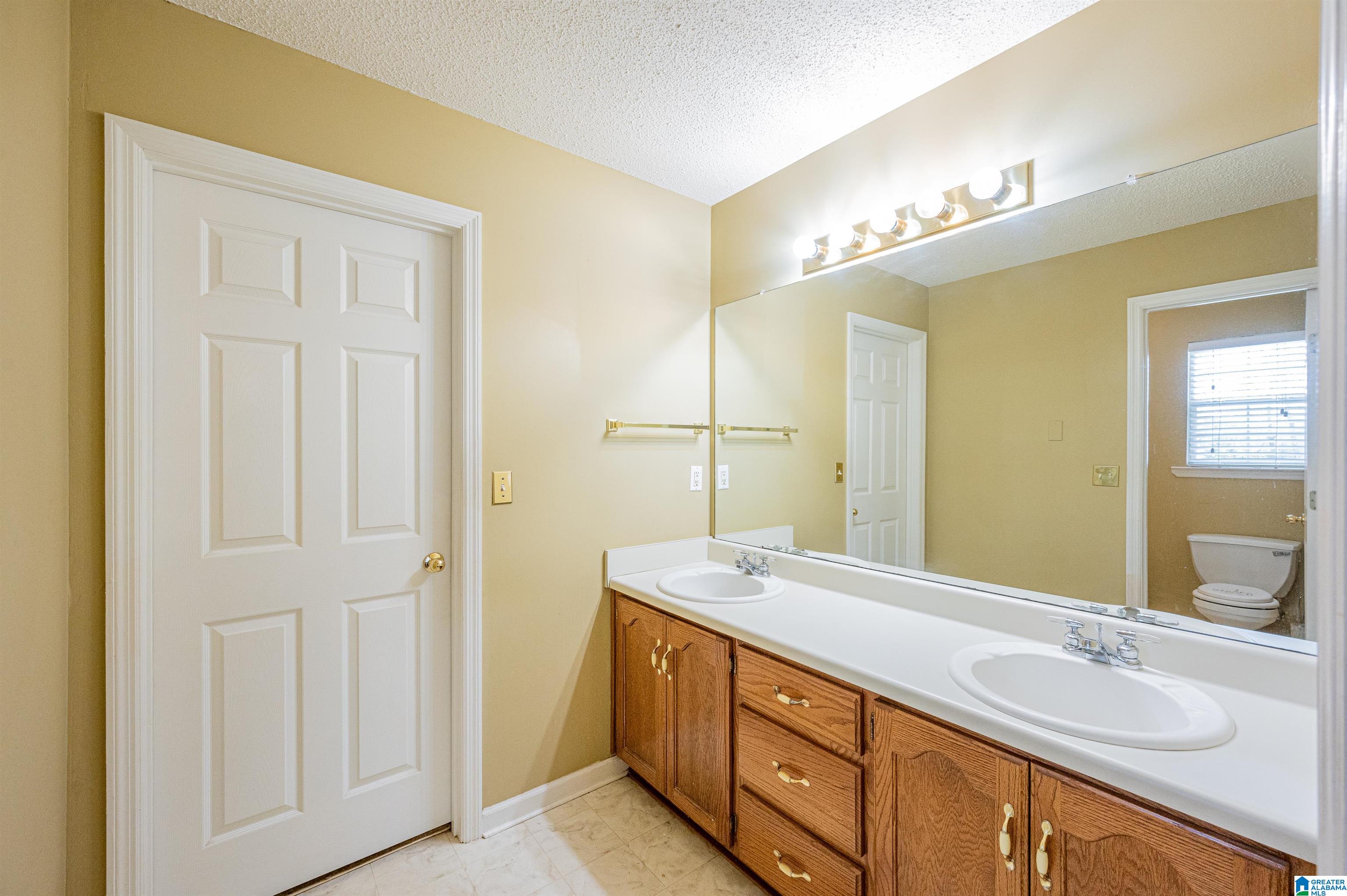 9024 Mosley Manor Circle Morris, AL 35116 - Photo 20 of 35