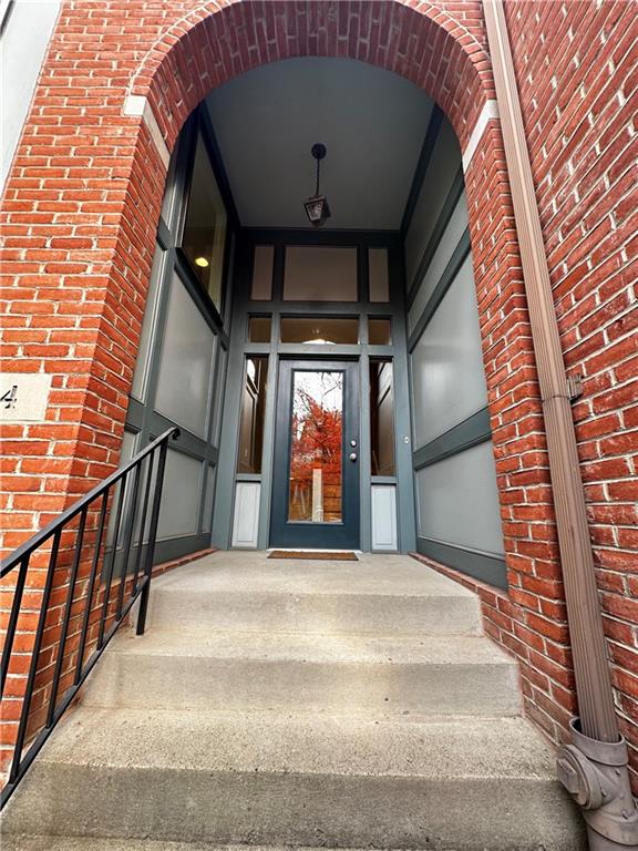 100 Denniston Street, Unit 4 Pittsburgh, PA 15206 - Photo 3 of 48