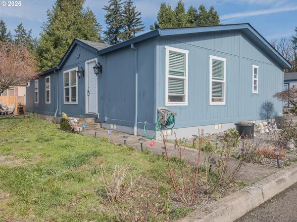 $145,000 | 5200 Southeast 132nd Avenue, Unit 12, Portland, OR 97236