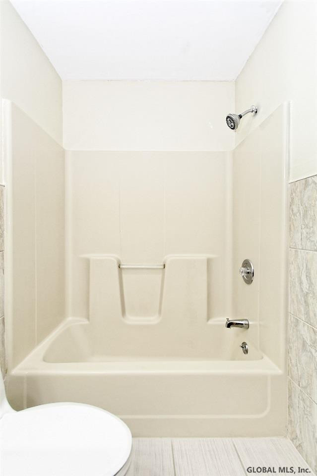 20 Dowling Road Colonie, NY 12205 - Photo 12 of 21 Photo 14