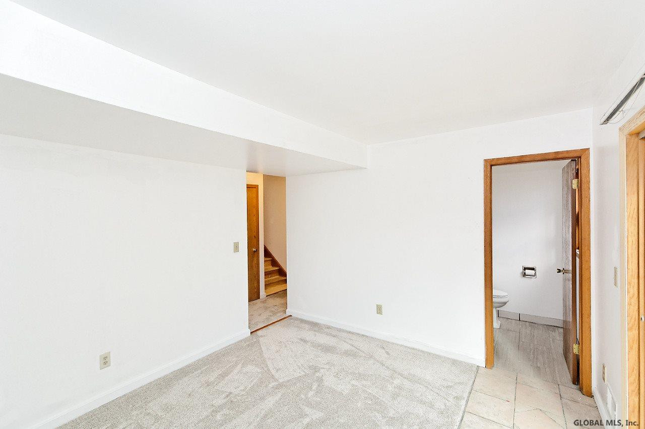 20 Dowling Road Colonie, NY 12205 - Photo 14 of 21 Photo 16