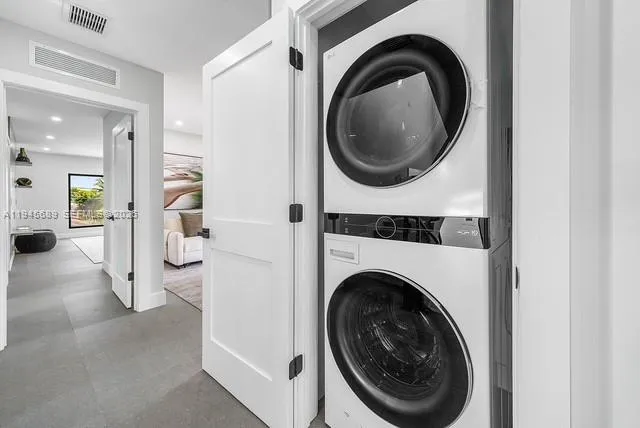 $3,490,000 | 3225 Canal Drive, Pompano Beach, FL 33062