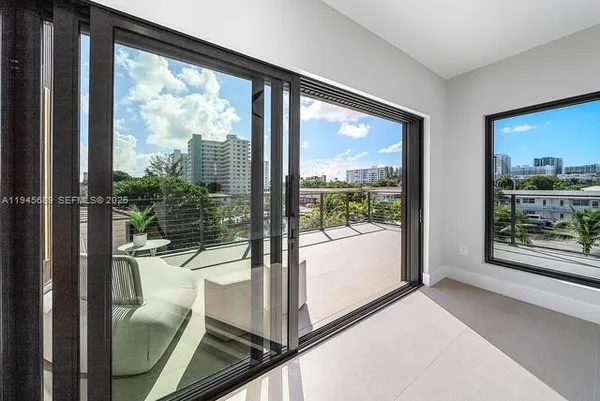 $3,490,000 | 3225 Canal Drive, Pompano Beach, FL 33062