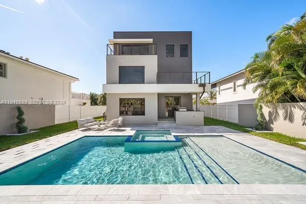 $3,490,000 | 3225 Canal Drive, Pompano Beach, FL 33062