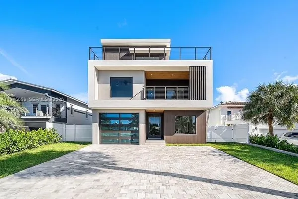 $3,490,000 | 3225 Canal Drive, Pompano Beach, FL 33062