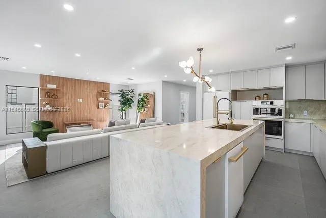 $3,490,000 | 3225 Canal Drive, Pompano Beach, FL 33062