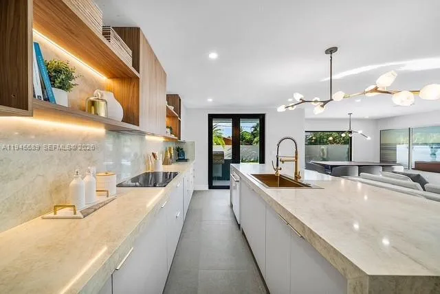 $3,490,000 | 3225 Canal Drive, Pompano Beach, FL 33062