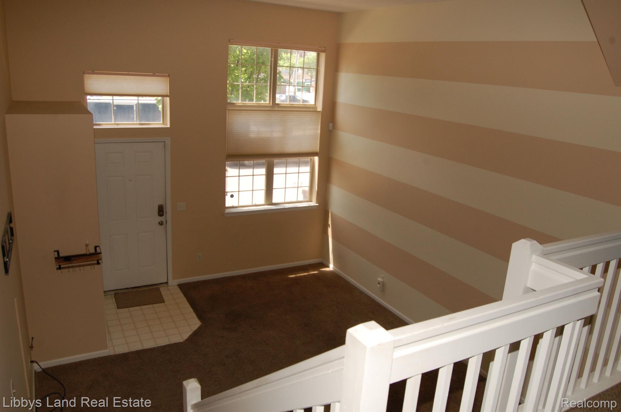 4328 Schaefer Road, Unit 28 Dearborn, MI 48126 - Photo 4 of 19 Gallery Image 4