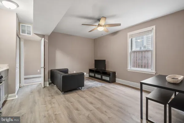 $1,700 | 1526 V Street Southeast, Unit 2, Washington, DC 20020