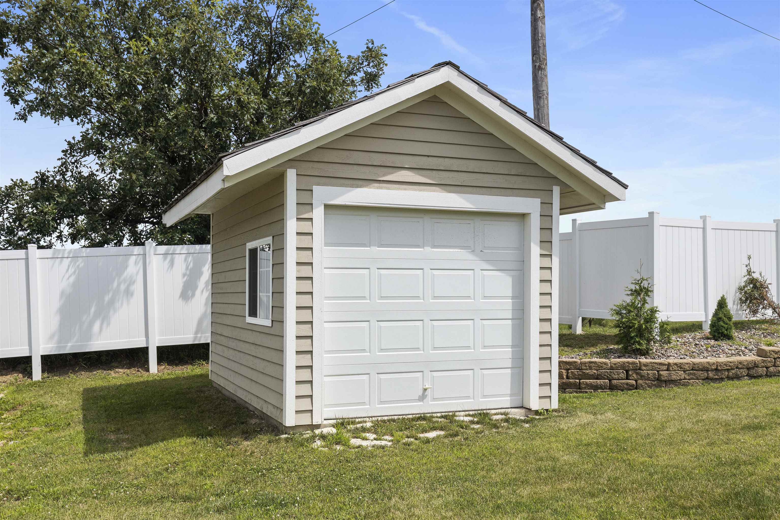 1130 Eagle Chase Drive Seneca, IL 61360 - Photo 15 of 46 a front view of house with garden
