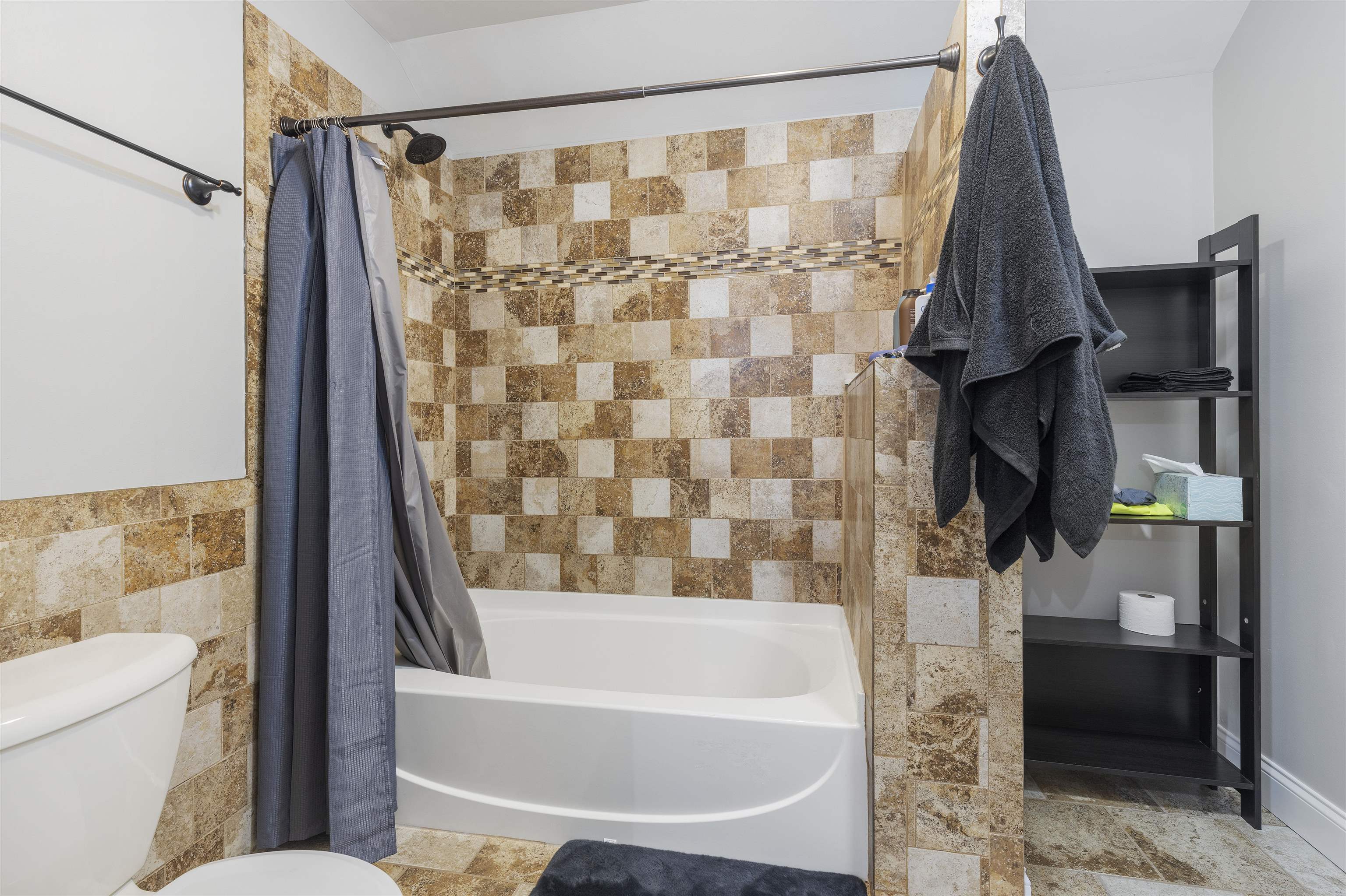 1130 Eagle Chase Drive Seneca, IL 61360 - Photo 41 of 46 a bathroom with a bathtub and a shower