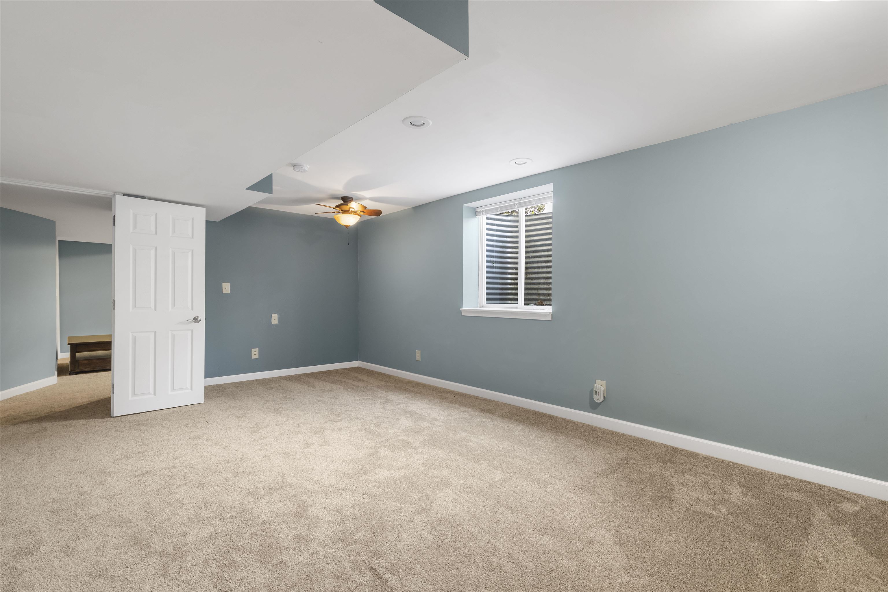 1130 Eagle Chase Drive Seneca, IL 61360 - Photo 43 of 46 a view of an empty room with a window