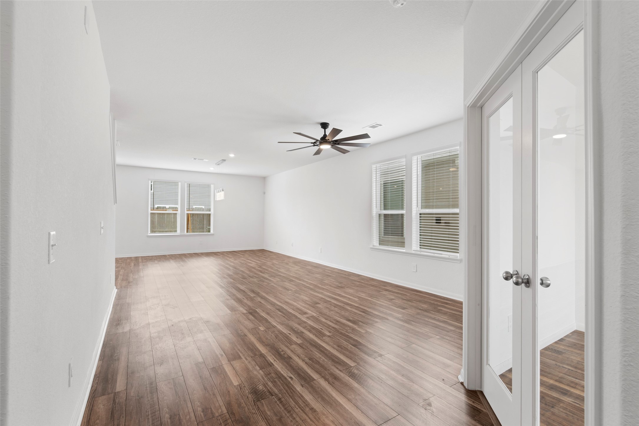 5730 Finely Run St Spring Spring, TX 77373 - Photo 5 of 26