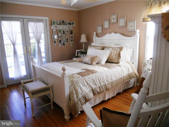 429 Burning Tree Road Cherry Hill, NJ 08034 - Photo 11 of 20 Bedroom - Main