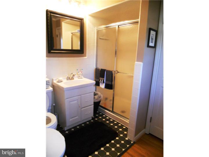 429 Burning Tree Road Cherry Hill, NJ 08034 - Photo 17 of 20 Bathroom