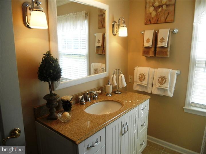 429 Burning Tree Road Cherry Hill, NJ 08034 - Photo 19 of 20 Bathroom