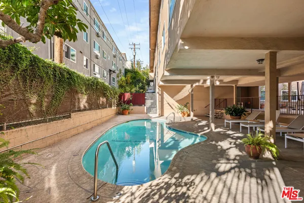$3,750 | 1121 North Olive Drive, Unit 209, West Hollywood, CA 90069