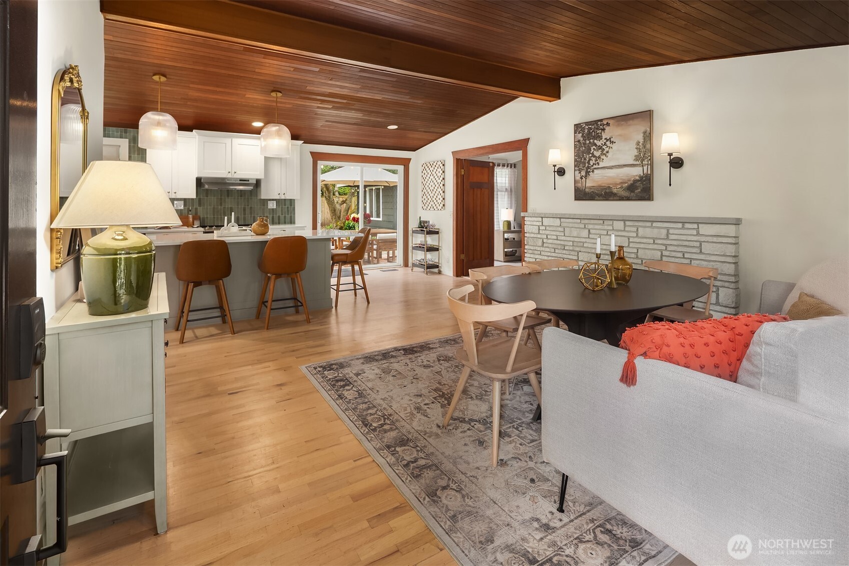 7724 192nd Place Southwest Edmonds, WA 98026 - Photo 5 of 31 Gallery Image 5