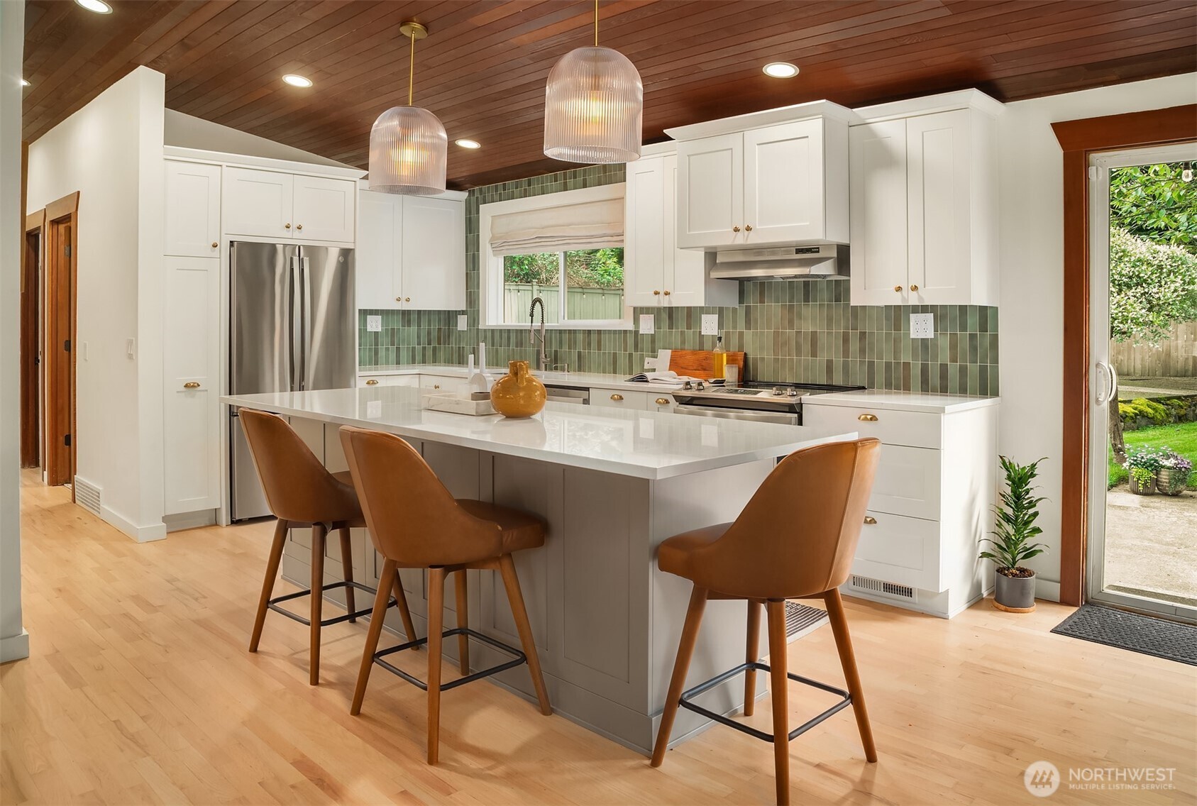 7724 192nd Place Southwest Edmonds, WA 98026 - Photo 7 of 31 Gallery Image 7