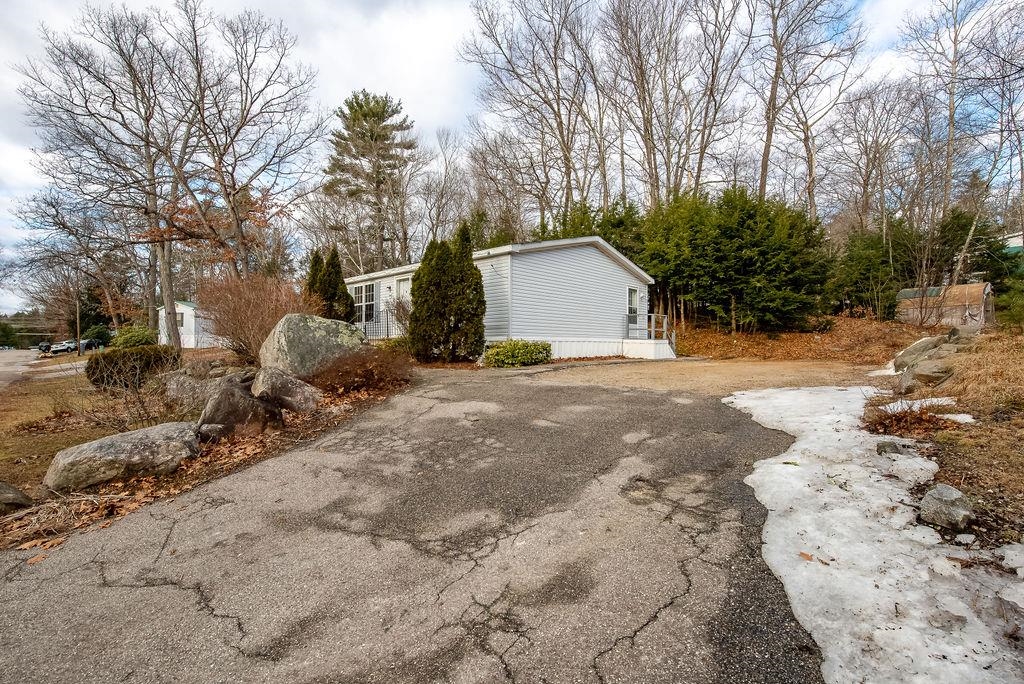 84 Emerald Drive Barrington, NH 03825 - Photo 2 of 29