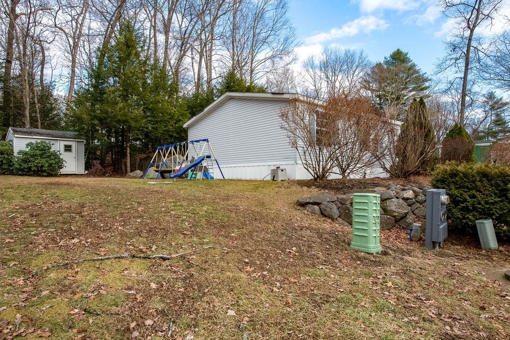 84 Emerald Drive Barrington, NH 03825 - Photo 5 of 29