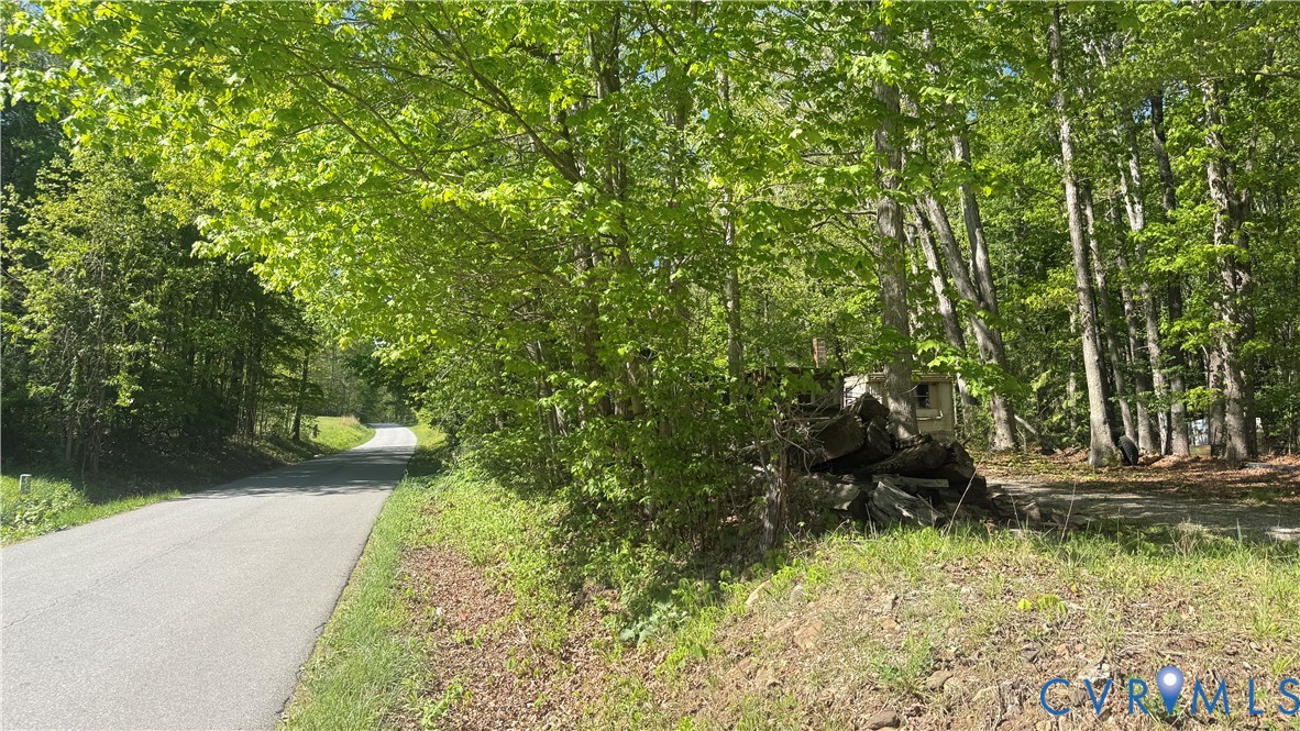 4683 Buffalo Road Lexington, VA 24450 - Photo 6 of 20 a view of a yard