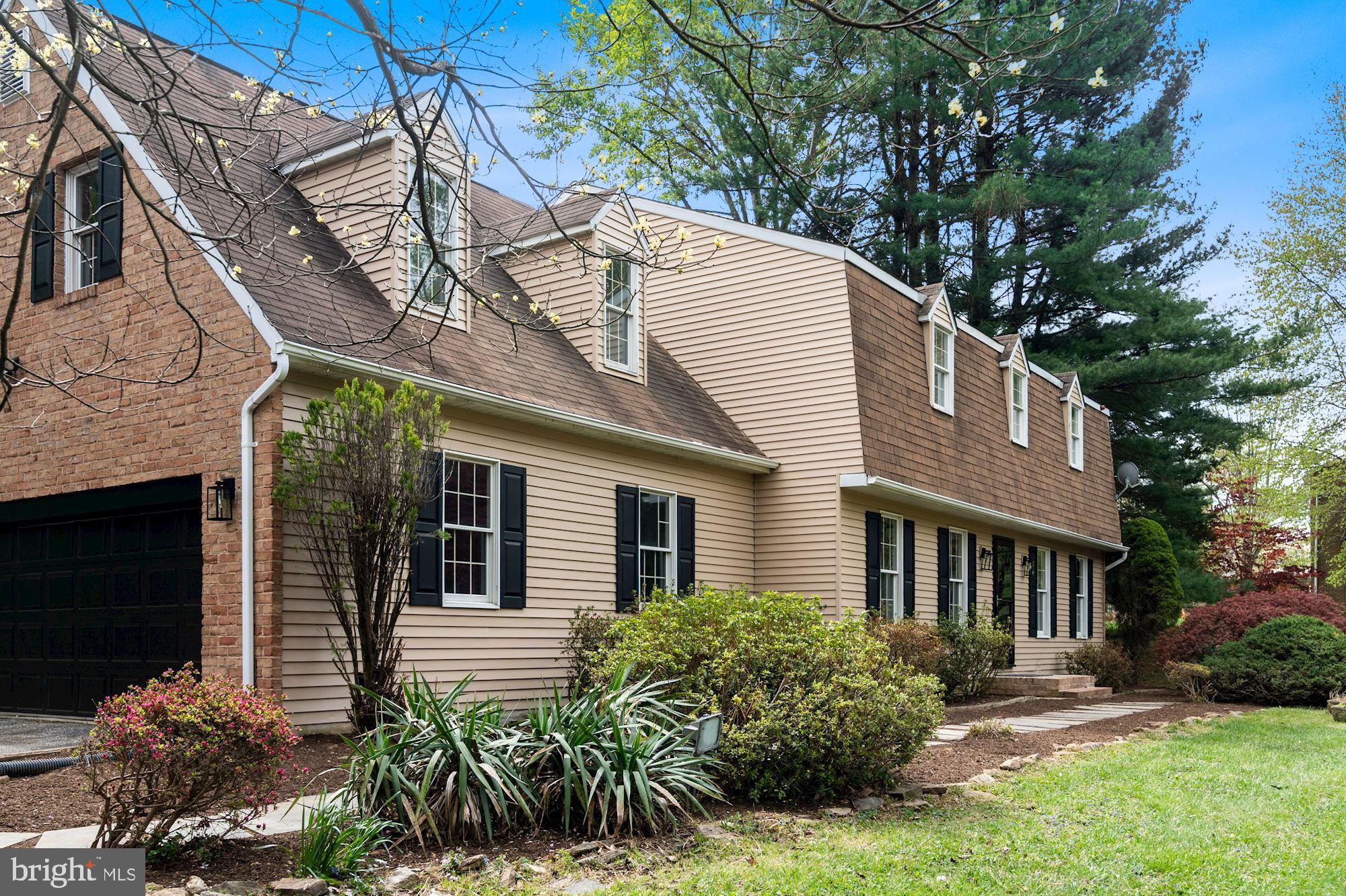 4703 Wards Chapel Road Owings Mills, MD 21117 - Photo 2 of 42 Lovely home w 2 car garage - side entry