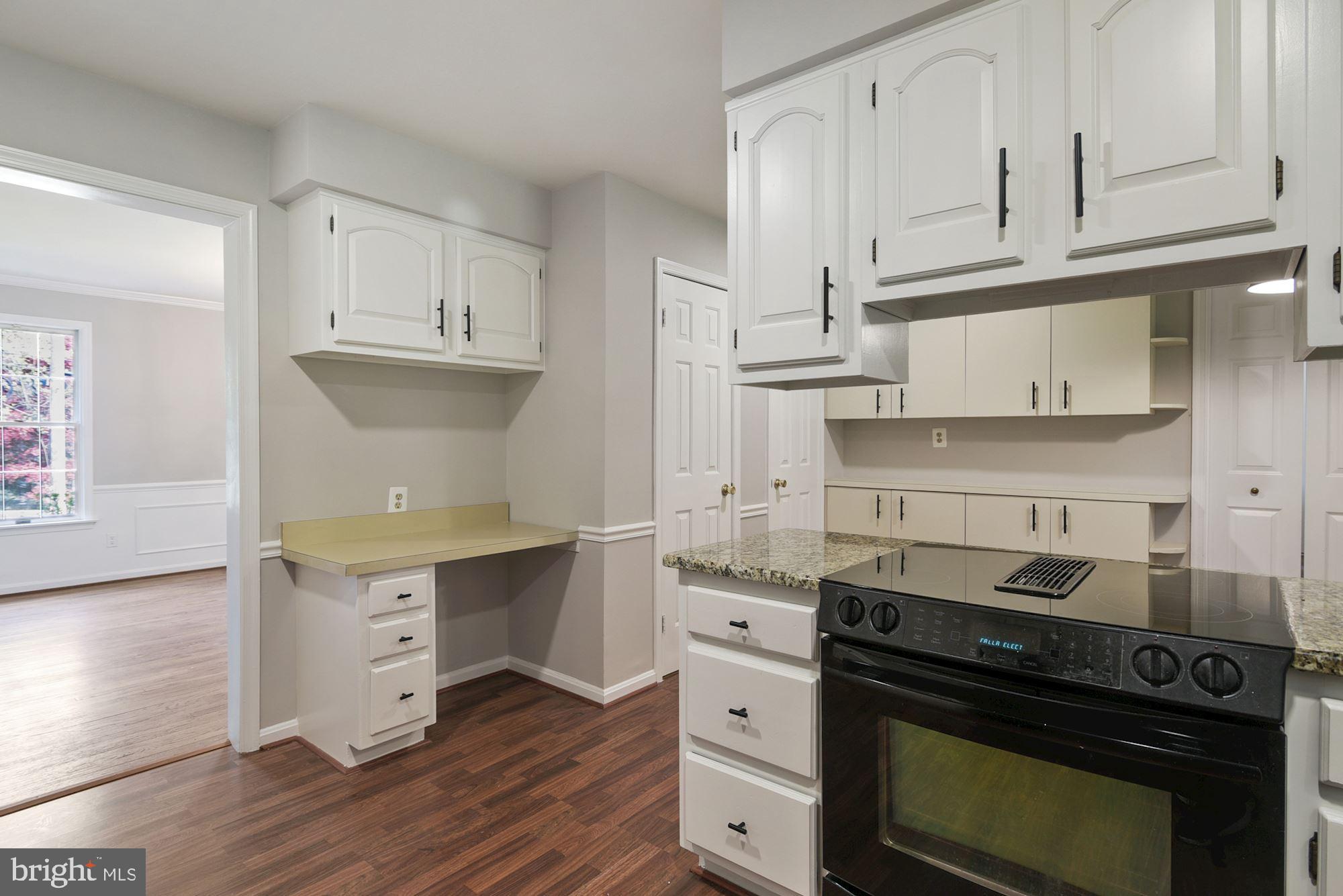 4703 Wards Chapel Road Owings Mills, MD 21117 - Photo 12 of 42 Built in desk area