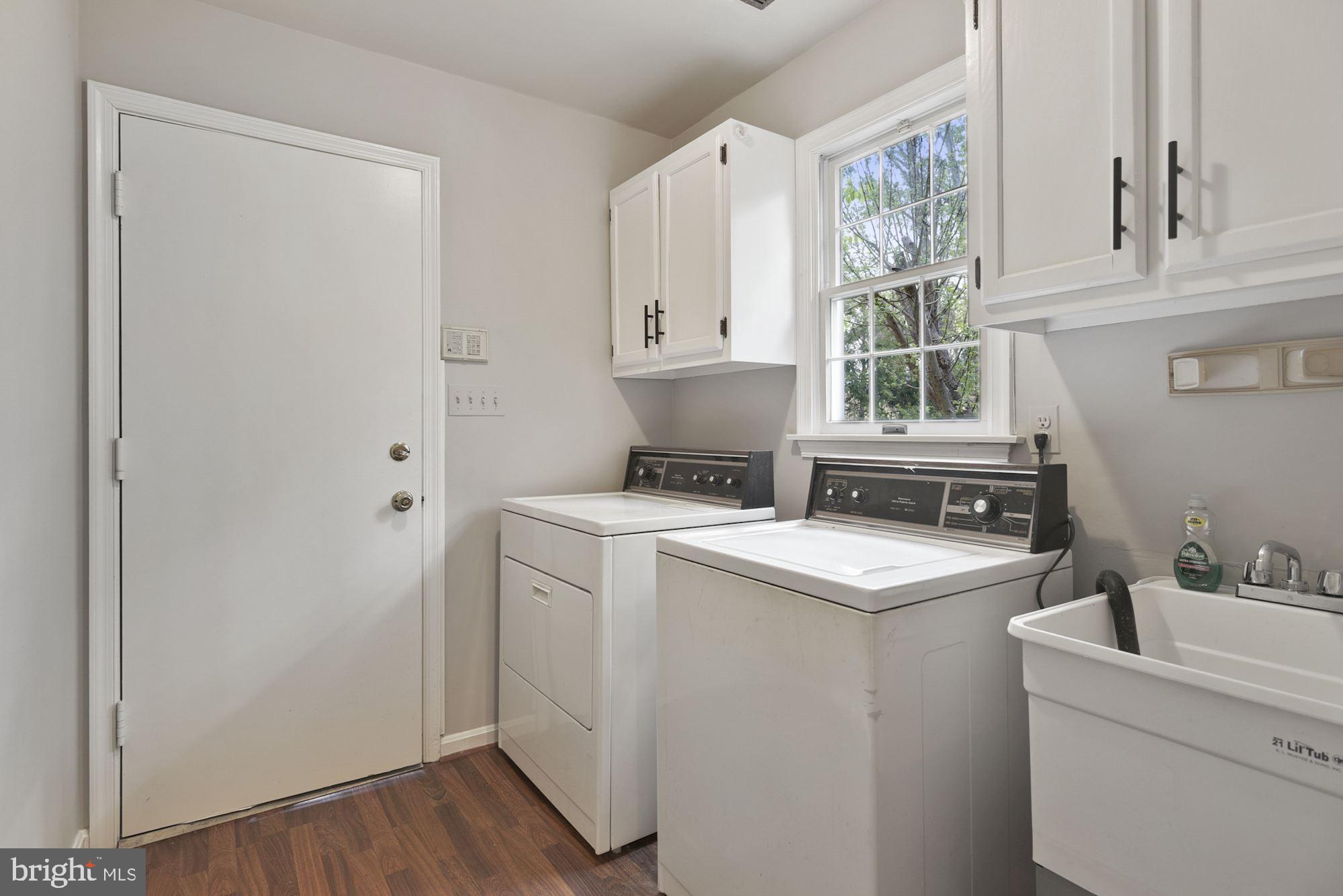 4703 Wards Chapel Road Owings Mills, MD 21117 - Photo 15 of 42 First floor laundry