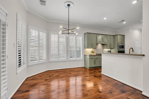 $679,000 | 26 Dove Trace Circle, The Woodlands, TX 77382