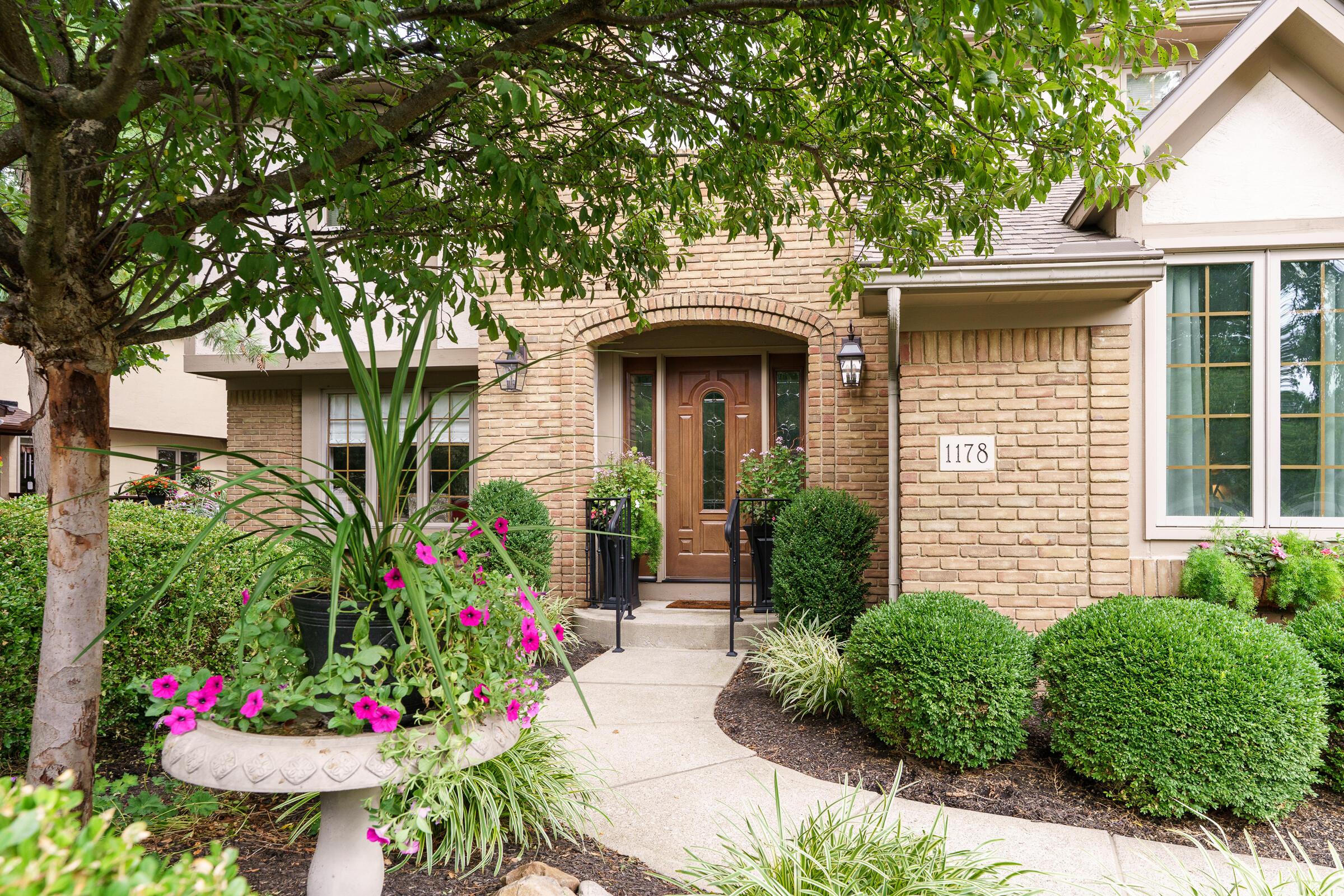1178 Springtree Lane Westerville, OH 43081 - Photo 2 of 55 Front entrance