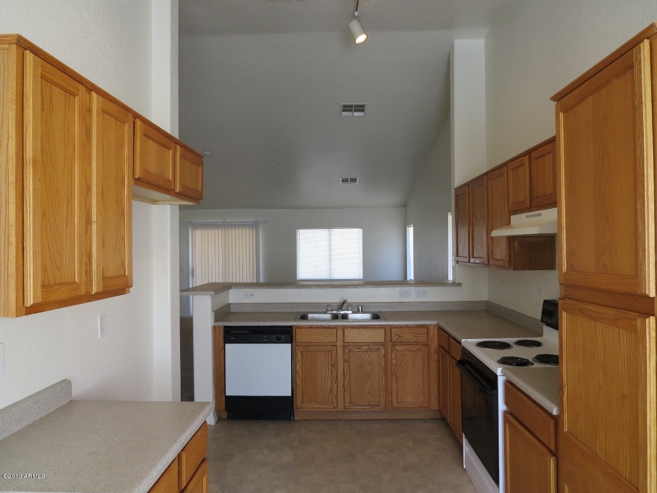 10428 West Granada Road Avondale, AZ 85392 - Photo 3 of 4 granada 013