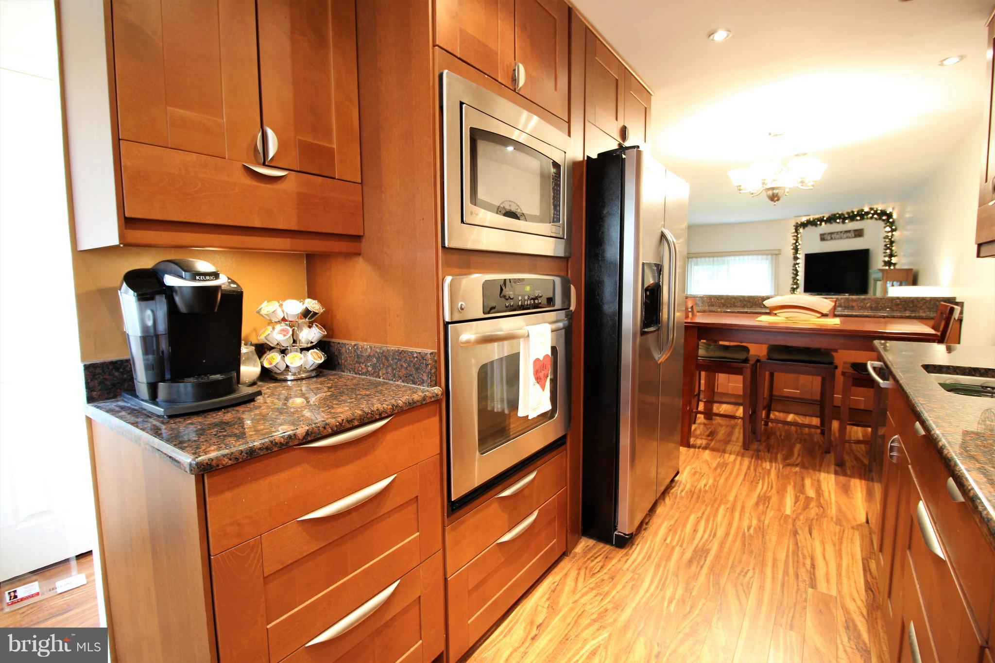2135 Whisper Way Reston, VA 20191 - Photo 8 of 20 Kitchen