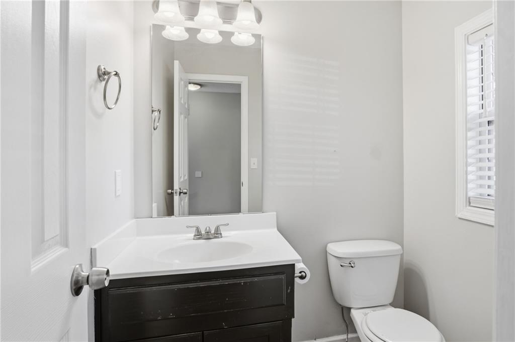 11112 Highview Road Peculiar, MO 64078 - Photo 21 of 32 Gallery Image 21
