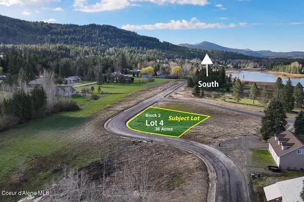 $230,000 | 2 Nna Bk Fiesta Shores Drive, Sagle, ID 83860