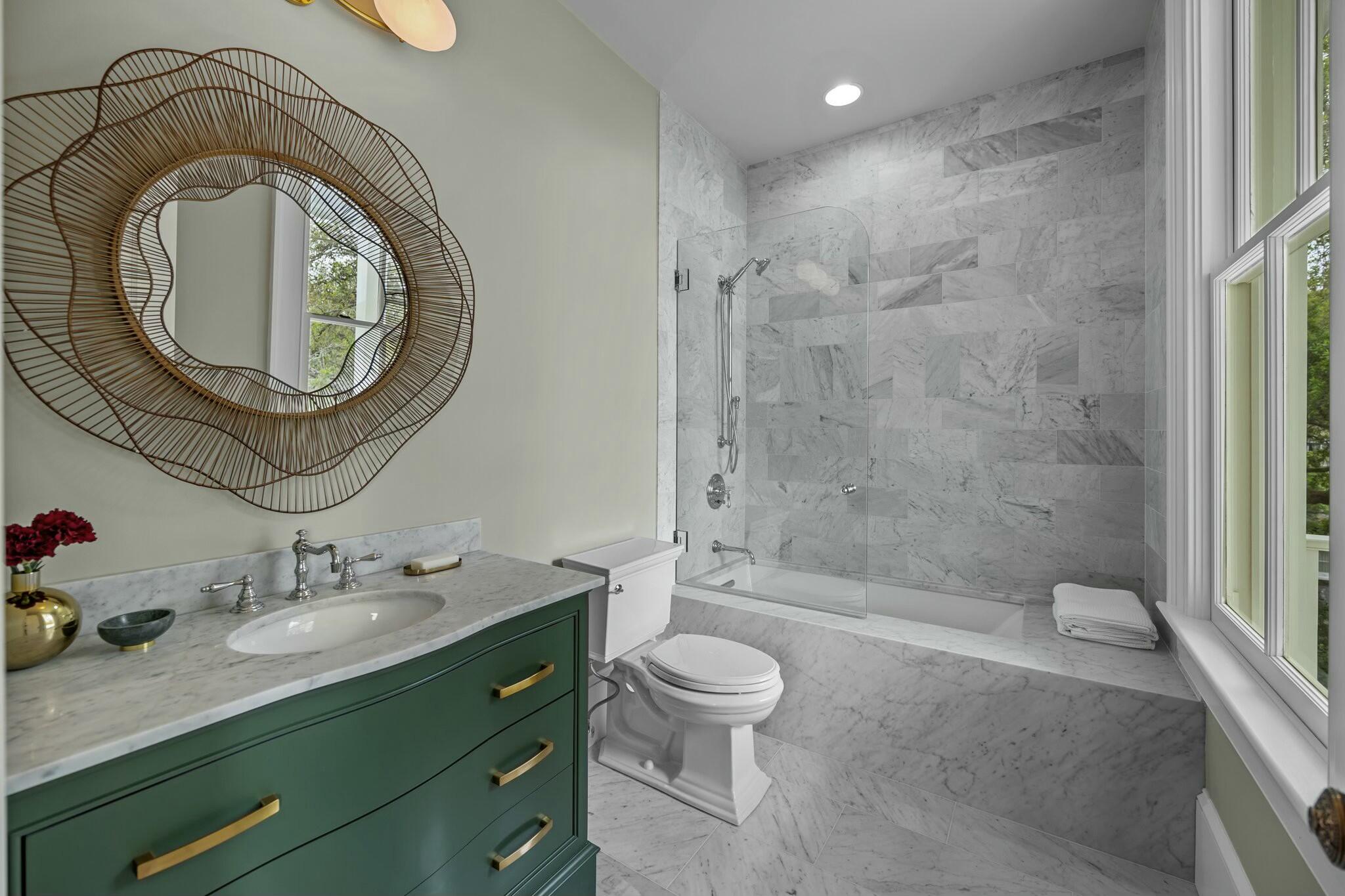 24 Chalmers Street Charleston, SC 29401 - Photo 44 of 58 ensuite bath with tub BR 4