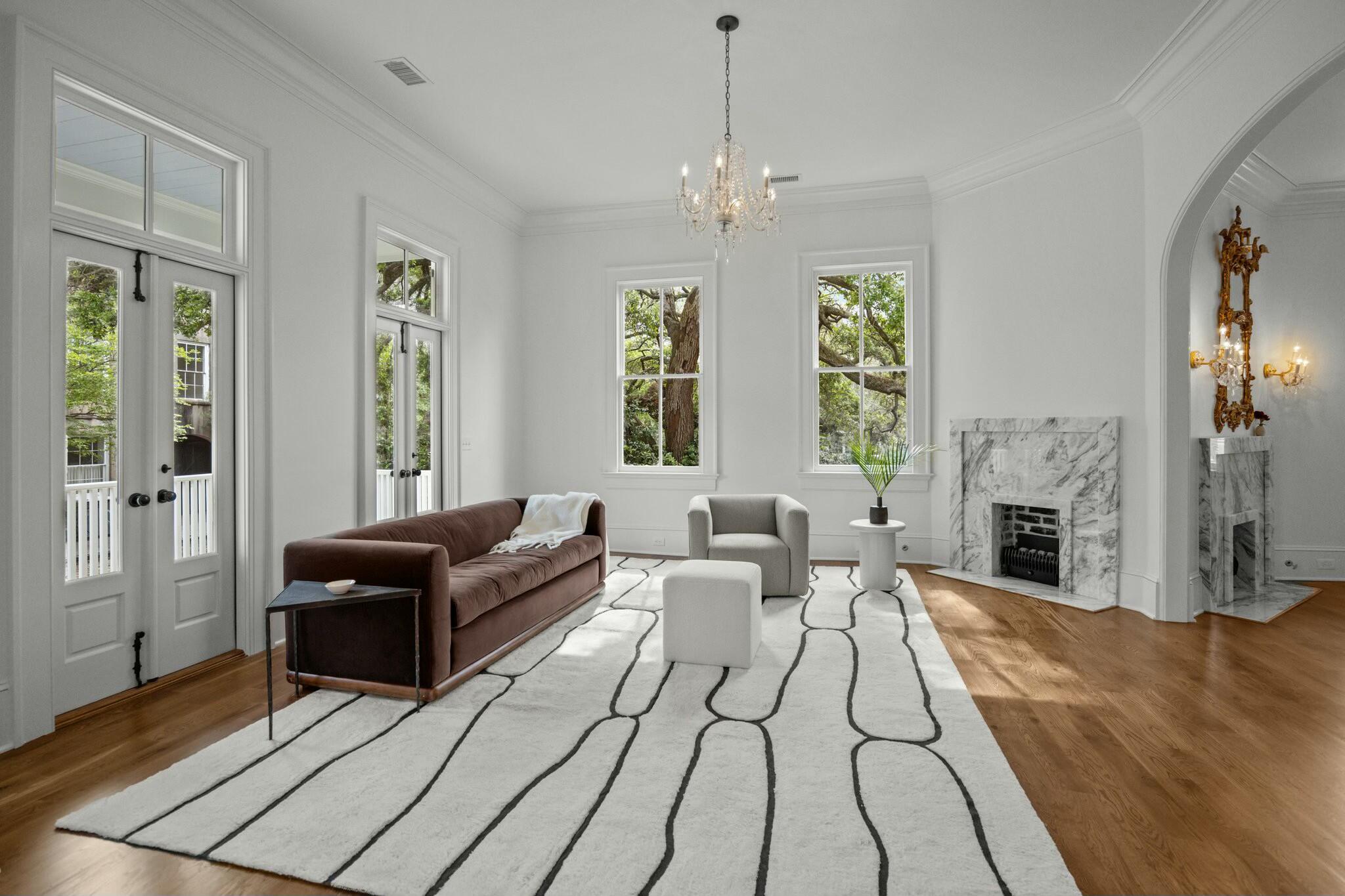 24 Chalmers Street Charleston, SC 29401 - Photo 5 of 58 open, light filled living