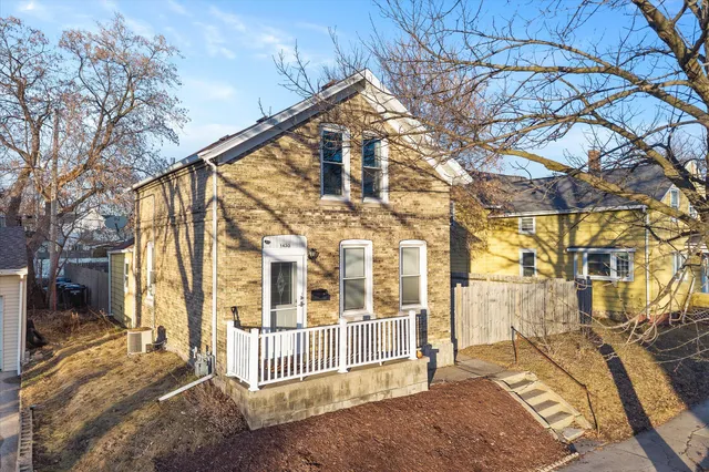$224,900 | 1430 Virginia Avenue, Sheboygan, WI 53081